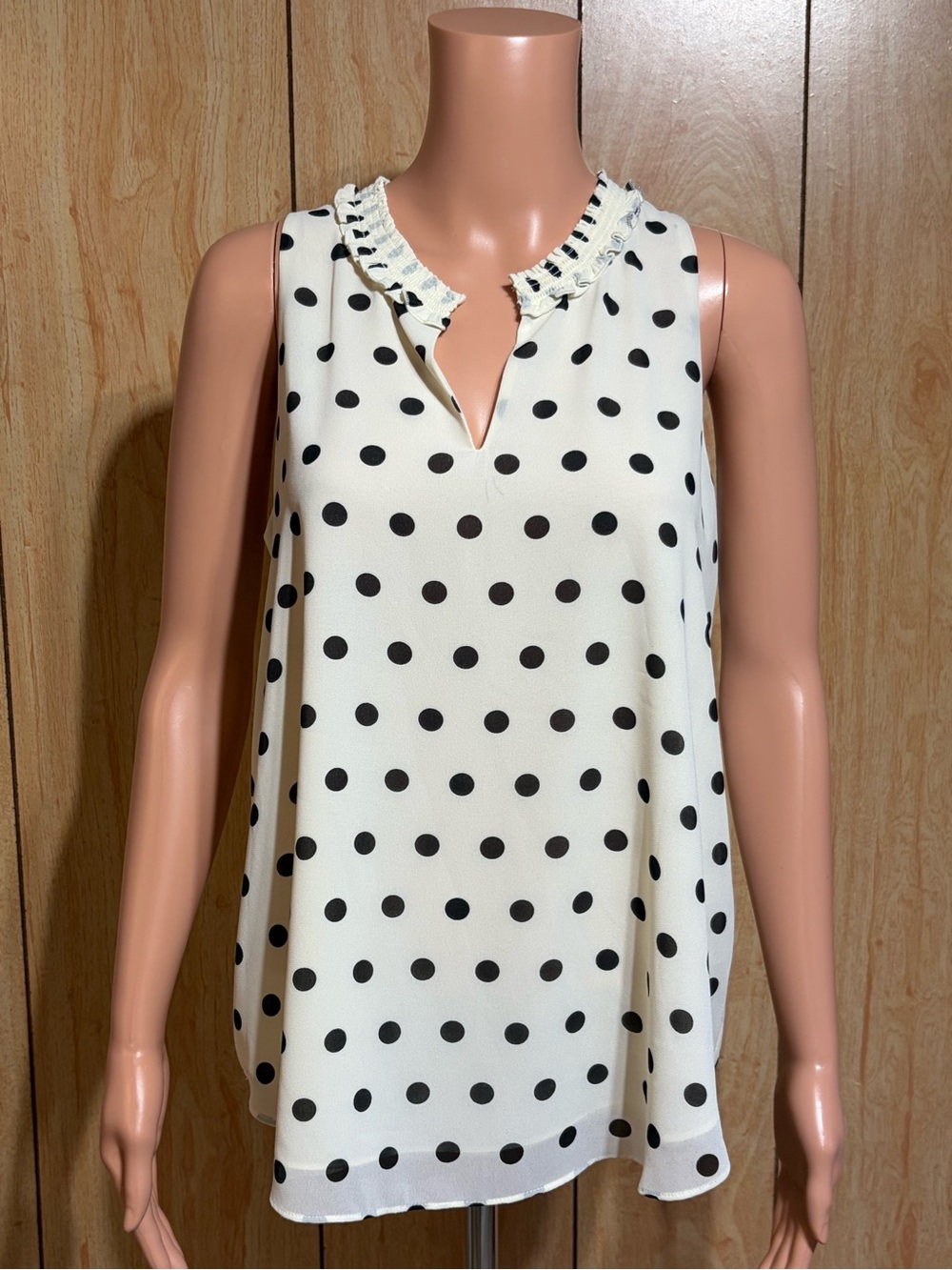 Rose & Olive Black Polka Dot Ruffle Neck Sleeveless Top SZ - S